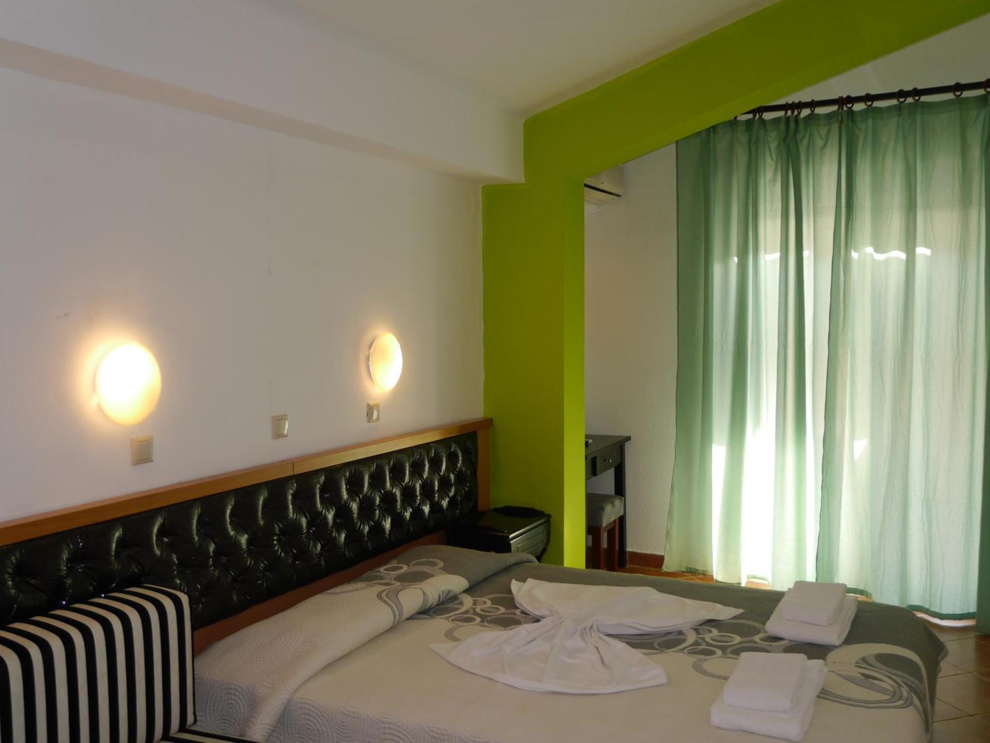 Blue Sky Villas Skala Potamia Exterior foto